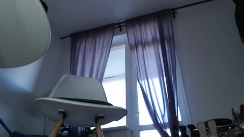 madamekatrina online show from October 2025 01:20:01 PM