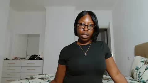 YourMadamIndigo online show from November 2025 08:54:01 PM