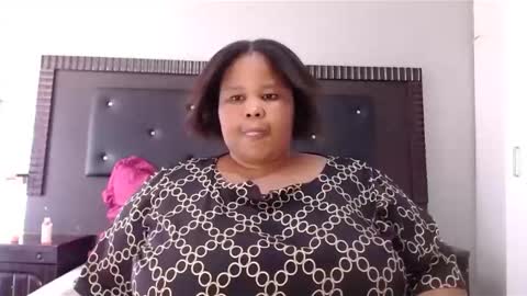 madamzee online show from December 2024 07:05:01 AM