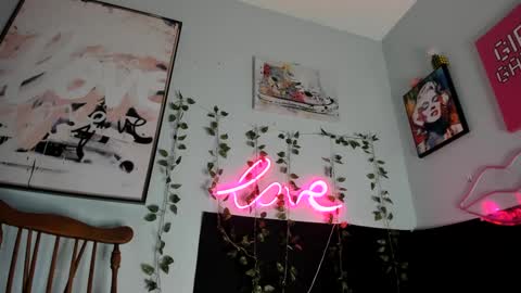 Maddi Avalon online show from February 2025 01:26:02 PM