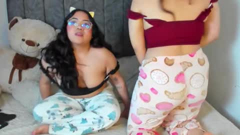 Snapshot of maddie_and_chelsea_ chatting on February 2026 06:33:01 PM Maddie and Chelsea online show from February 2026 06:33:01 PM