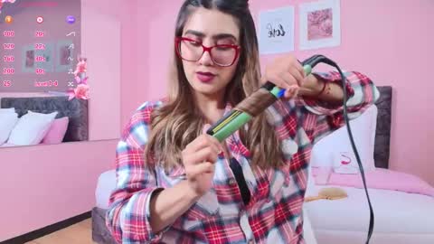 Maddie online show from November 2025 08:22:01 PM