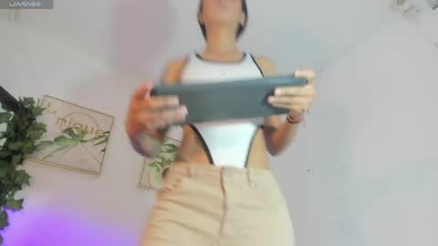 Maddie Ray online show from April 2026 11:23:02 AM