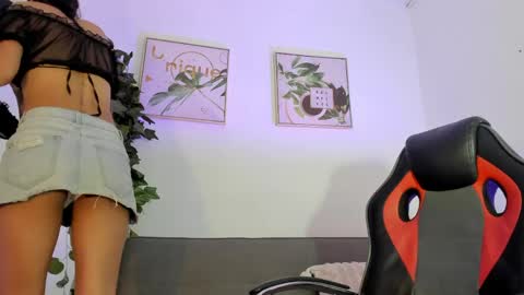Maddie Ray online show from May 2026 11:29:02 AM