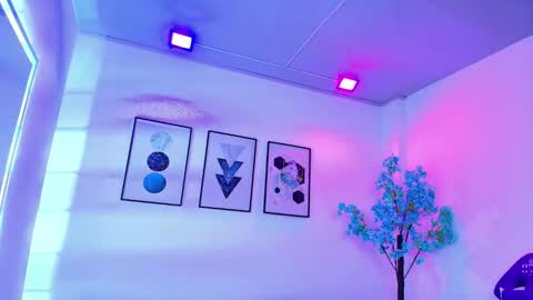 maddie_t18 online show from March 2026 11:26:02 AM