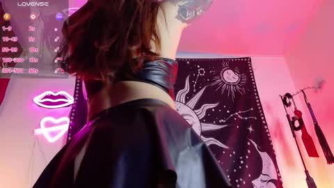 Snapshot of maddilust chatting on February 2026 02:17:02 PM Miss Lust online show from February 2026 02:17:02 PM