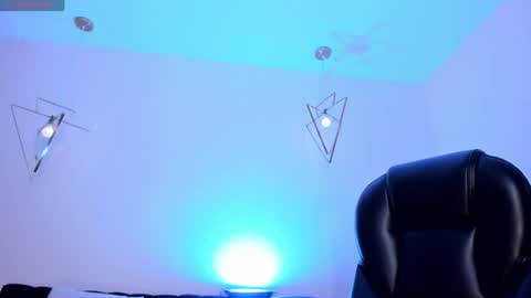 Maddison online show from April 2026 08:36:02 PM