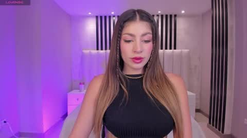 Maddison online show from September 2025 08:43:01 PM