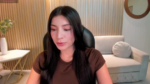 Maddison online show from April 2026 07:12:02 PM