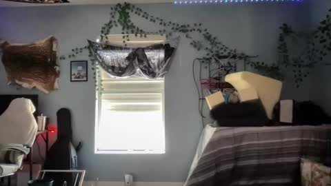 Snapshot of maddlips chatting on February 2026 02:23:01 PM Rat Boy online show from February 2026 02:23:01 PM