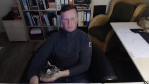 Snapshot of maddmax8 chatting on March 2026 04:57:01 PM Mad4You online show from March 2026 04:57:01 PM