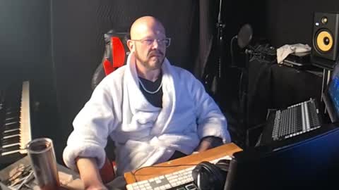 maddox840 online show from May 2026 07:57:02 AM