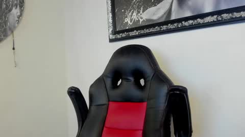 Maddox Santana online show from February 2025 04:07:01 AM