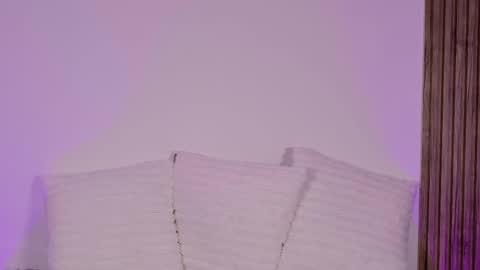 Maddy online show from November 2025 08:19:02 PM