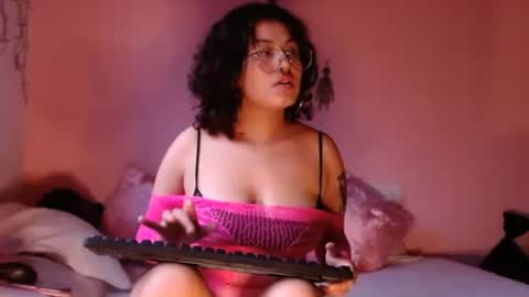 Snapshot of maddy_jhonsson chatting on February 2025 10:42:01 PM Maddy online show from February 2025 10:42:01 PM