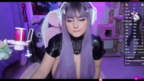 Snapshot of maddyfoox chatting on May 2026 11:34:04 PM Maddy Foox online show from May 2026 11:34:04 PM