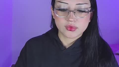   Please followme and rate me your thumbs up online show from December 2025 07:43:01 PM