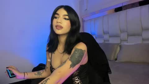 Snapshot of maddyperez8 chatting on June 2026 07:35:02 PM BELLA online show from June 2026 07:35:02 PM