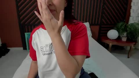 Madelaine  online show from April 2026 02:22:01 PM