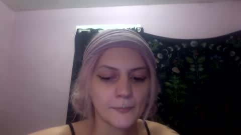 Snapshot of madelinevalentine chatting on September 2025 04:49:01 AM madeline online show from September 2025 04:49:01 AM