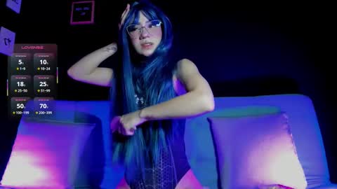 Madison Watson online show from November 2025 11:54:02 AM