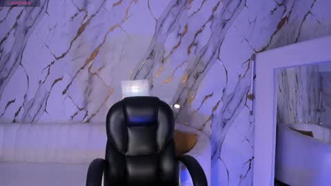 Snapshot of madisonkane chatting on June 2026 11:03:01 AM Madison Kane online show from June 2026 11:03:01 AM
