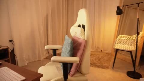 madisonlara online show from March 2026 05:04:01 PM