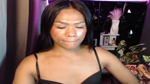 Snapshot of madisonwill_ chatting on April 2026 12:49:01 PM MADISONWILL online show from April 2026 12:49:01 PM