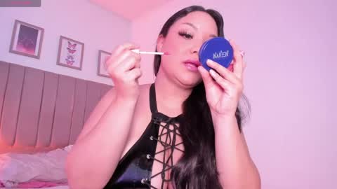 Snapshot of madisoon_lee chatting on June 2026 06:10:02 PM Madieson Lee online show from June 2026 06:10:02 PM