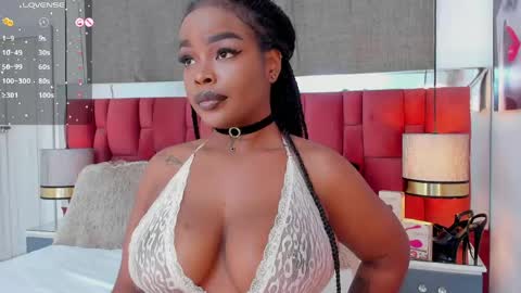 Snapshot of madissonlopez chatting on April 2026 09:06:02 PM Madisson Lopez online show from April 2026 09:06:02 PM