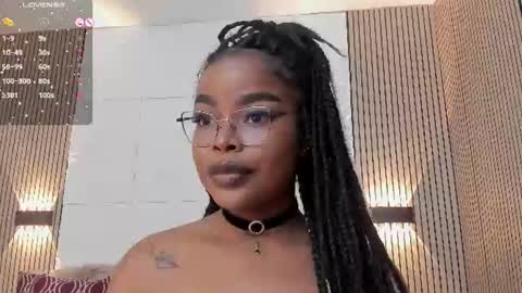 Snapshot of madissonlopez chatting on June 2026 09:32:02 PM Madisson Lopez online show from June 2026 09:32:02 PM