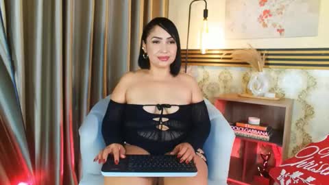 MADISSOONE  online show from December 2025 01:36:01 AM