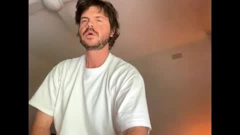 Snapshot of madjiik chatting on November 2025 10:42:02 PM madjiik online show from November 2025 10:42:02 PM