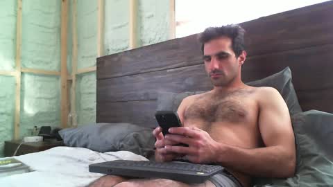 Guigui online show from January 2025 03:45:01 PM