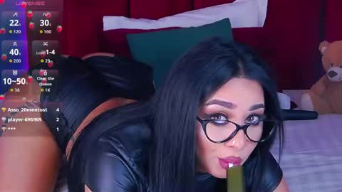 MadyLuxx online show from April 2026 07:58:02 PM