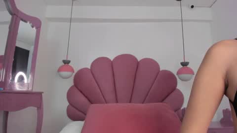 MAEE ANGELS online show from December 2024 01:50:01 AM