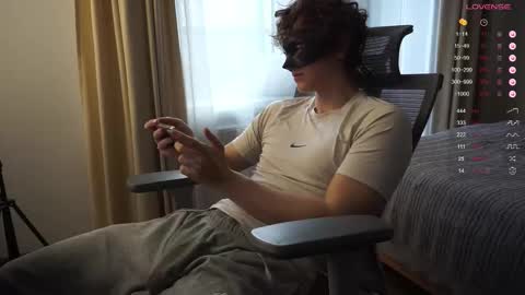 Mike XMaestro 3369 online show from October 2025 12:03:02 PM