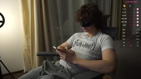 Mike XMaestro 3369 online show from November 2025 03:05:02 PM