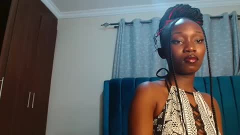 Maeve online show from December 2024 05:17:02 PM