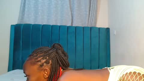 Maeve online show from December 2024 05:10:02 PM