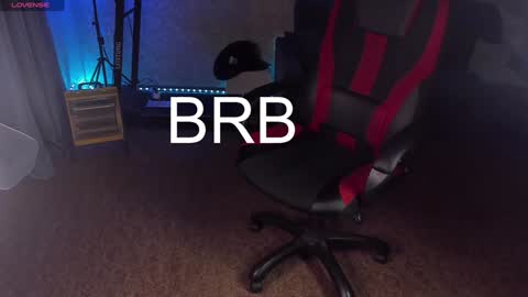 Maevee online show from December 2024 09:32:02 AM