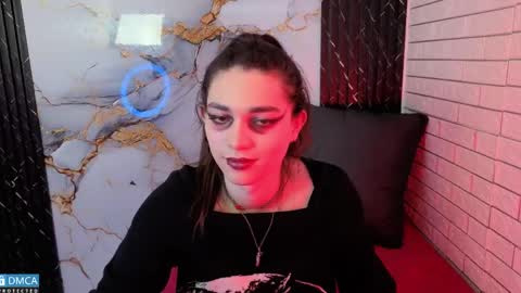 maevekuro online show from April 2026 02:23:01 AM