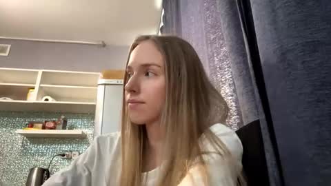 Snapshot of mafaldatefera chatting on February 2026 06:19:02 AM Sara online show from February 2026 06:19:02 AM