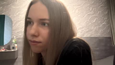 Sara online show from April 2026 06:18:02 AM