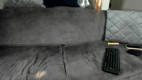 mafearias23 online show from April 2026 10:12:02 PM