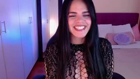 Snapshot of mafer_meow chatting on February 2026 07:15:01 PM Mafer Flor online show from February 2026 07:15:01 PM