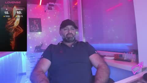 Magabear online show from December 2025 08:24:02 PM