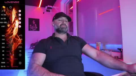 Snapshot of magabear chatting on May 2026 04:06:02 AM Magabear online show from May 2026 04:06:02 AM