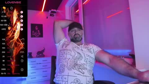 Snapshot of magabear chatting on June 2026 08:00:01 PM Magabear online show from June 2026 08:00:01 PM