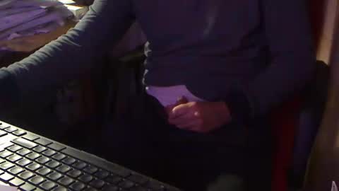 Snapshot of magellano98 chatting on October 2025 09:00:01 AM Boy Sexy XXX online show from October 2025 09:00:01 AM